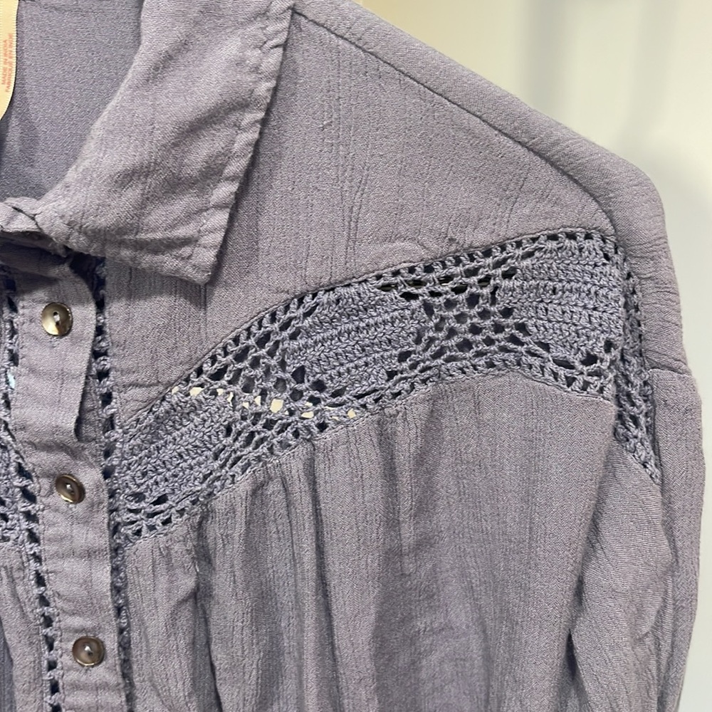 Free People Katie Bird Lace Crochet Inset Blue Button Down Blouse, XS - Picture 7 of 7